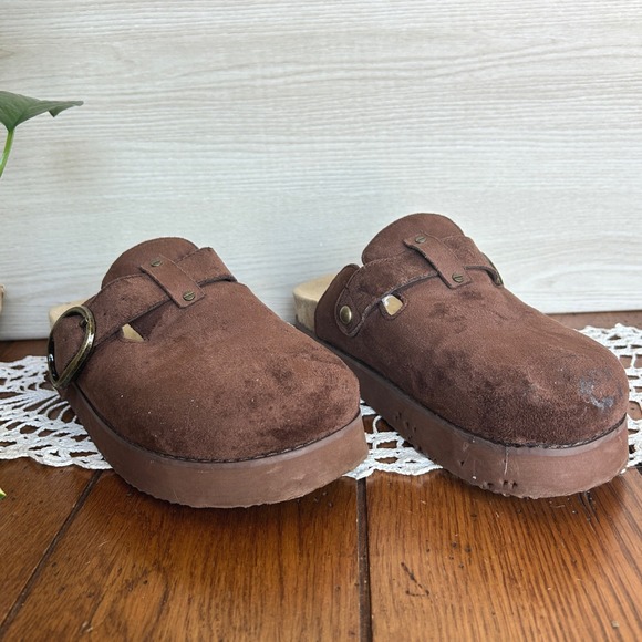 American Eagle Shoes - American Eagle Brown Suede Platform Clogs Mens 8 Womens 10 Buckle Mules Boho